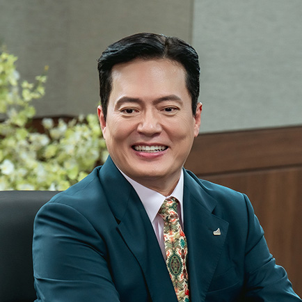 CJ ENM tvN 범죄극 코미디 드라마 언더커버 미쓰홍 오덕규 남, 58세, 상무