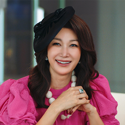 CJ ENM tvN 범죄극 코미디 드라마 언더커버 미쓰홍  최인자 여, 46세, 노라의 친모