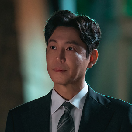 CJ ENM tvN 범죄극 코미디 드라마 언더커버 미쓰홍  강명휘 남, 39세, 한민증권 사장