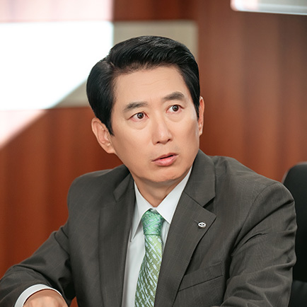 CJ ENM tvN 범죄극 코미디 드라마 언더커버 미쓰홍  윤재범 국장 남, 50세, 자본시장조사국 국장